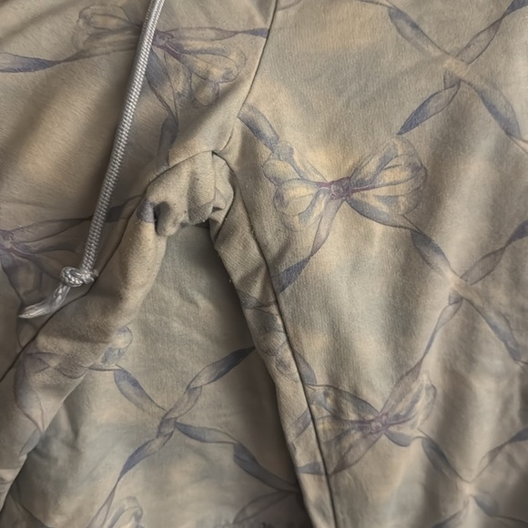 COPY - Love Shack Fancy x beach riot sweat set - Picture 7 of 7